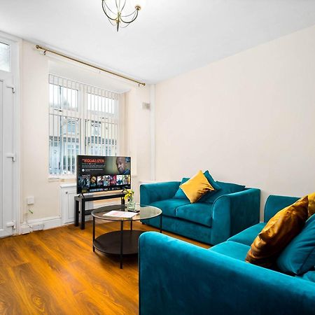 Villa 3 Bed House For Contractors & Families And Free Parking Birmingham Exterior foto